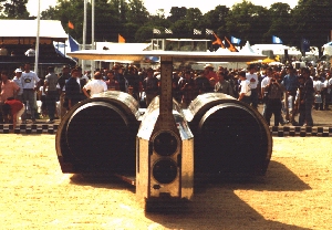 ThrustSSC attracts massive attention