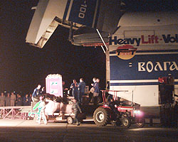 Unloading the Antonov