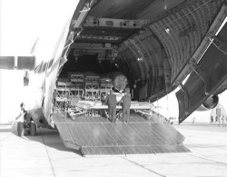 Unloading the Antonov